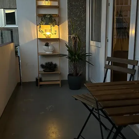 Gemuetliches Helles Mit Balkon Und Parkplatz Vor Der Tuer Im Zentrum Von Bayreuth