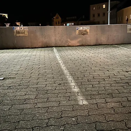 Διαμέρισμα Gemuetliches Helles Mit Balkon Und Parkplatz Vor Der Tuer Im Zentrum Von *