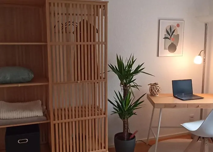 Gemuetliches Helles Mit Balkon Und Parkplatz Vor Der Tuer Im Zentrum Von Apartment Bayreuth