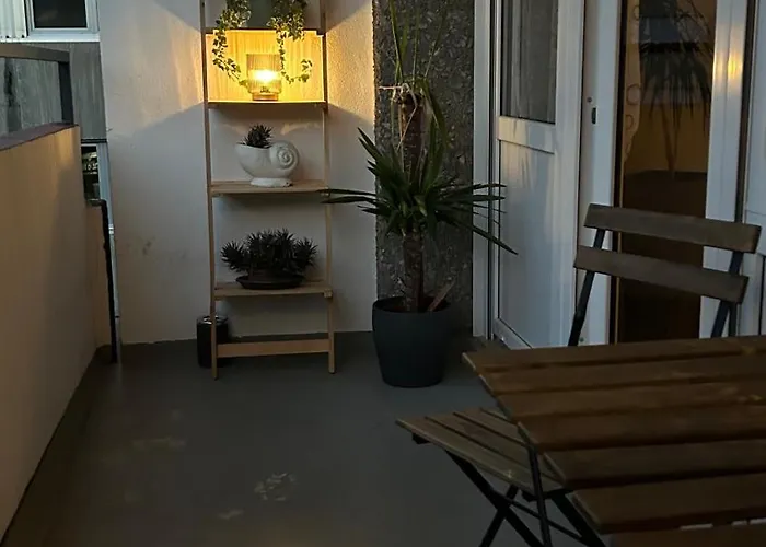 Gemuetliches Helles Mit Balkon Und Parkplatz Vor Der Tuer Im Zentrum Von Bayreuth